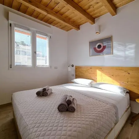 Casa Pares - Rooftop Apartment Cagliari